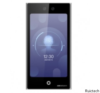 海康威視7寸人臉門禁